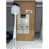 Image 3 : Amazon Basics Toilet Brush 12-Pack