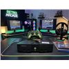 Image 1 : Microsoft Xbox Console with Controller