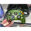 Image 3 : Microsoft Xbox Console with Controller