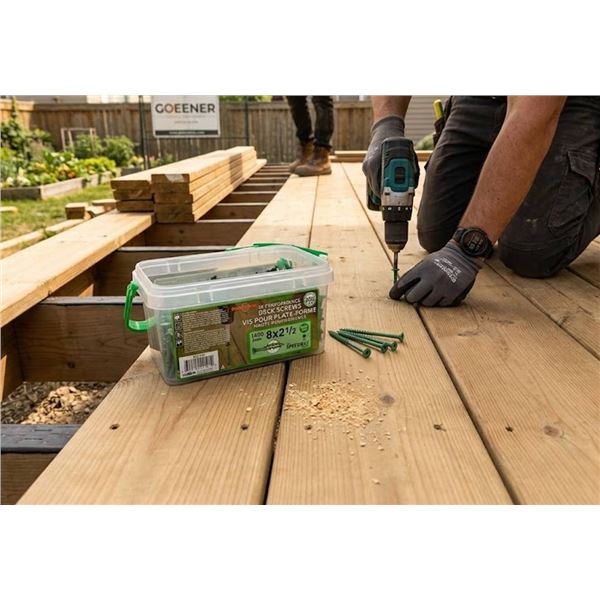 8x2-1/2 Deck Screws, 1300 Pieces