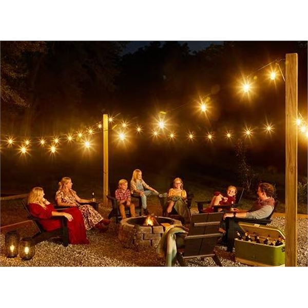Outdoor patio stringlights