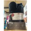 Image 2 : KitchenAid 4-Piece BBQ Set