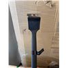Image 5 : LOT OF 6 GrillPro Palmyra Grill Brushes