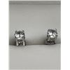 Image 3 : 1.0 Carat Solitaire Stud Earrings