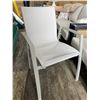 Image 4 : 4 Gray Mesh Patio Chairs - CHAIRS ONLY