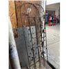 Image 3 : Lot of 2 - 6ft Tall Metal Garden Trellis