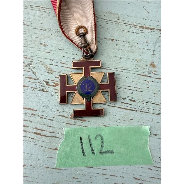 MASONIC SCOTTISH RITE 32ND DEGREE TUETONIC CROSS JEWEL MEDAL