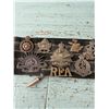 Image 2 : VINTAGE MILIITARY REGIMENTAL BADGE COLLECTION