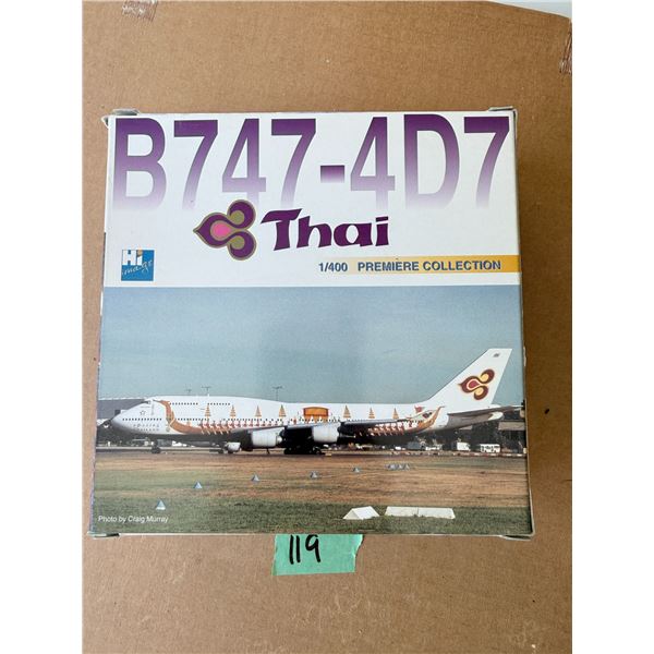 THAI AIRWAYS B747-4D7 1/400 MODEL AIRPLANE DIECAST