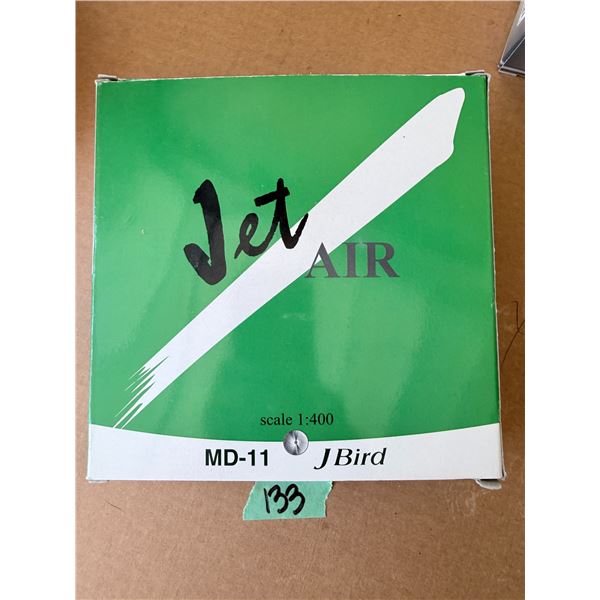 JET AIR MD-11 J BIRD 1:400 SCALE MODEL AIRPLANE DIECAST