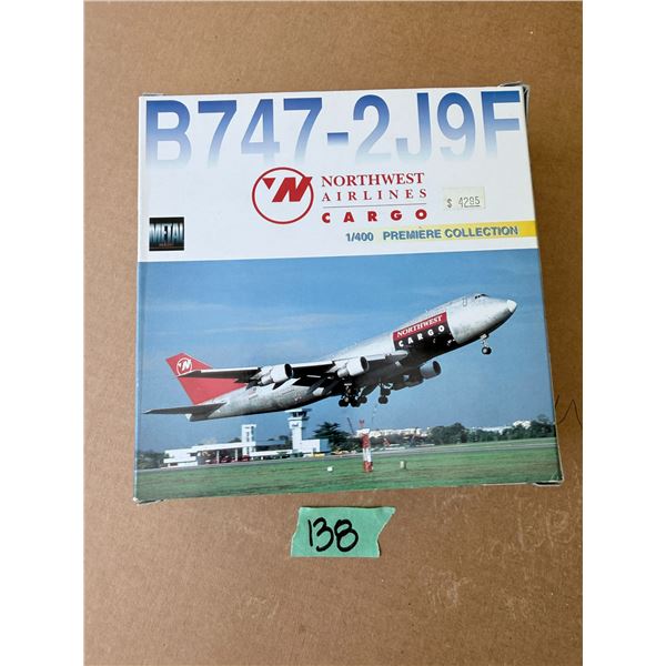 B747-2J9F NORTHWEST AIRLINES CARGO 1/400 MODEL AIRPLANE DIECAST