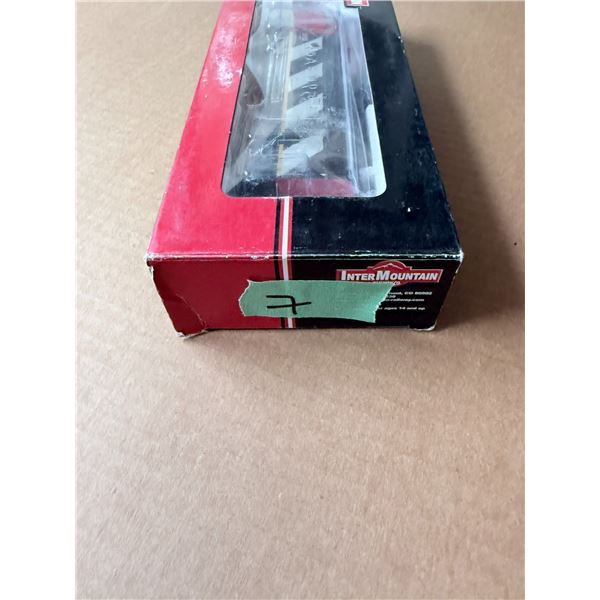 INTERMOUNTAIN MODEL TRAIN LOCOMOTIVE IN BOX