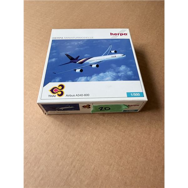 HERPA THAI AIRBUS A340-600 1:500 MODEL AIRPLANE DIECAST