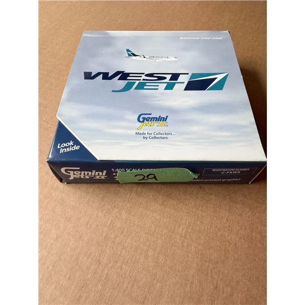 GEMINI JETS II WESTJET BOEING 737-300 MODEL AIRPLANE DIECAST