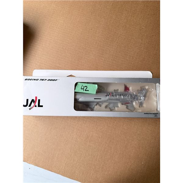 SKY MARKS MARTINAIR CARGO MODEL AIRPLAN DIECAST