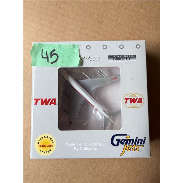 GEMINI JETS TWA DIECAST MODEL AIRPLANE 1:400 SCALE DIECAST