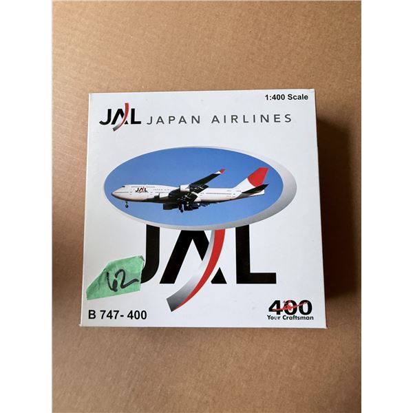 JAL JAPAN AIRLINES B 747-400 1:400 SCALE MODEL AIRPLANE DIECAST