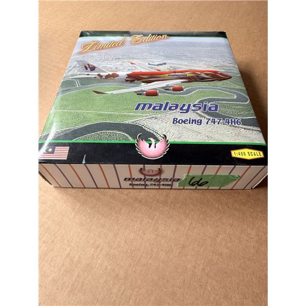 MALAYSIA BOEING 747-4H6 1:400 SCALE LIMITED EDITION MODEL AIRPLANE DIECAST