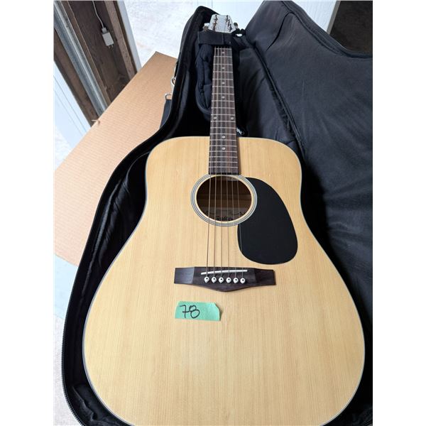 TRADITION ACOUSTIC GUITAR WITH GIG BAG
