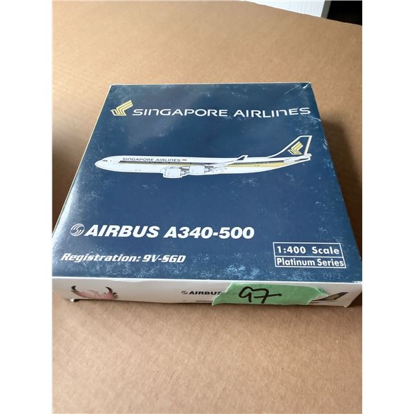 SINGAPORE AIRLINES AIRBUS A340-500 1:400 SCALE MODEL AIRPLANE DIECAST