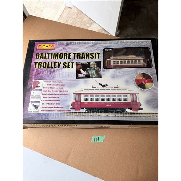 RAIL KING BALTIMORE TRANSIT TROLLEY SET