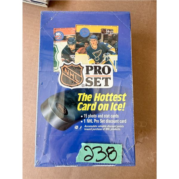 NHL PRO SET 1990 HOCKEY TRADING CARD BOX (SEALED)