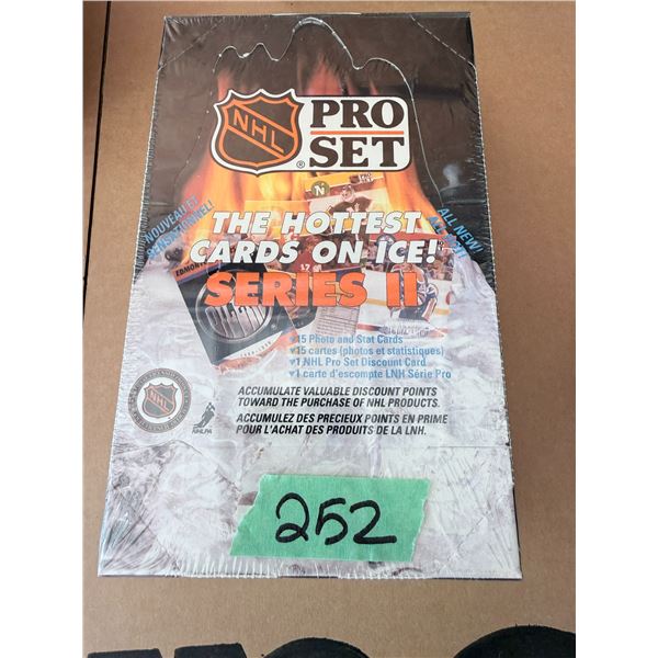 NHL PRO SET 1990 SERIES II HOCKEY TRADING CARD BOX (SEALED)