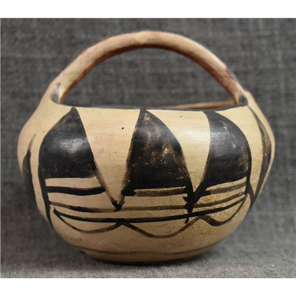 SANTO DOMINGO POTTERY BASKET