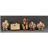 Image 1 : MINIATURE PUEBLO POTTERY FIGURES