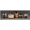 Image 3 : MINIATURE PUEBLO POTTERY FIGURES