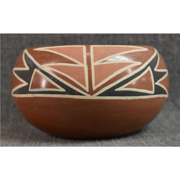 SANTA CLARA POTTERY BOWL