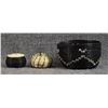 Image 10 : FOUR PAPAGO HORSE HAIR AND TWO NAVAJO YARN BASKETS