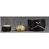 Image 11 : FOUR PAPAGO HORSE HAIR AND TWO NAVAJO YARN BASKETS