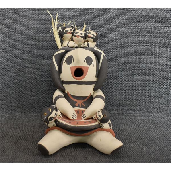 JEMEZ INDIAN POTTERY STORY TELLER (MARRY ELLEN TOYA)