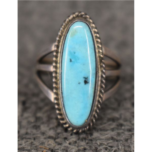 NAVAJO RING (L BAHE)