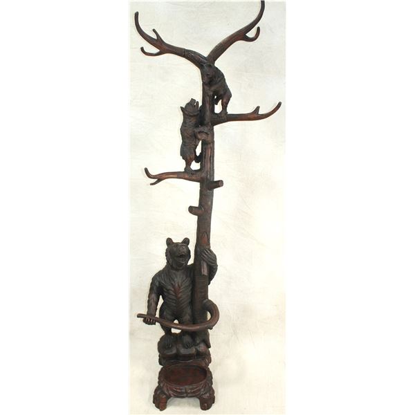 Black Forest Style Bear Halltree