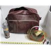 Image 1 : LEATHER BAG WITH EAR PROTECTION