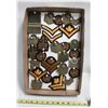 Image 1 : TRAY OF CANADIAN FORCES INSIGNIA BADGES