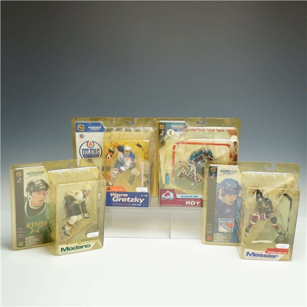 A Set of 4 McFarlane Toys NHL Sportspicks Hockey Action Figures