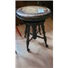 Image 3 : Stools & Cabinet B