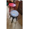 Image 5 : Stools & Cabinet B