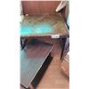 Image 4 : Card Table & Rolling Table C