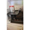 Image 1 : Bakeware A