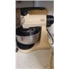 Image 5 : Vintage Sunbeam Mixmaster & More A