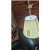 Image 2 : Hanging Lamp B