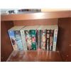Image 13 : Books B