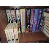 Image 9 : Books B