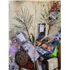 Image 2 : Christmas Décor & More B