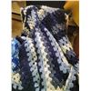 Image 7 : HolMils Wool Rug & Afghans B