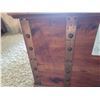 Image 8 : The H.E. Furniture Co. Chest C